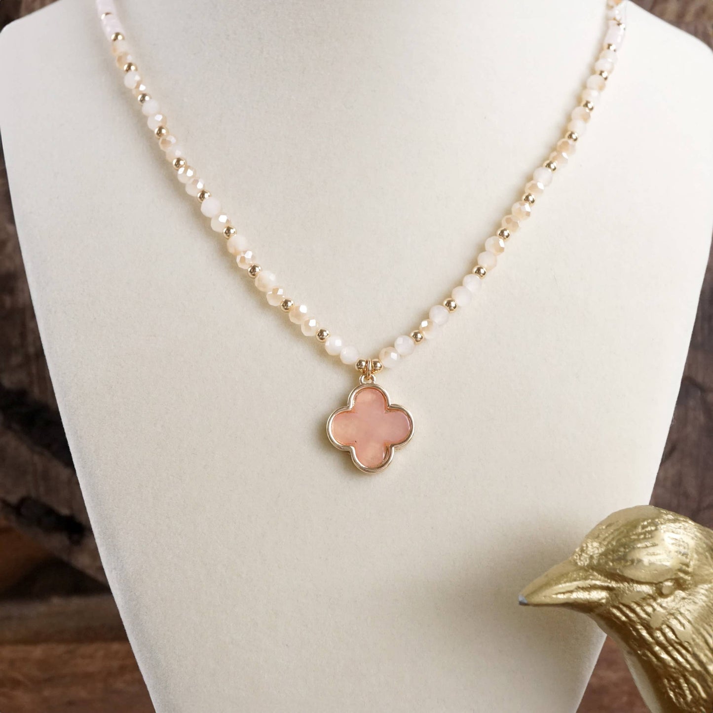 Short Beaded Clover Pendant Necklace
