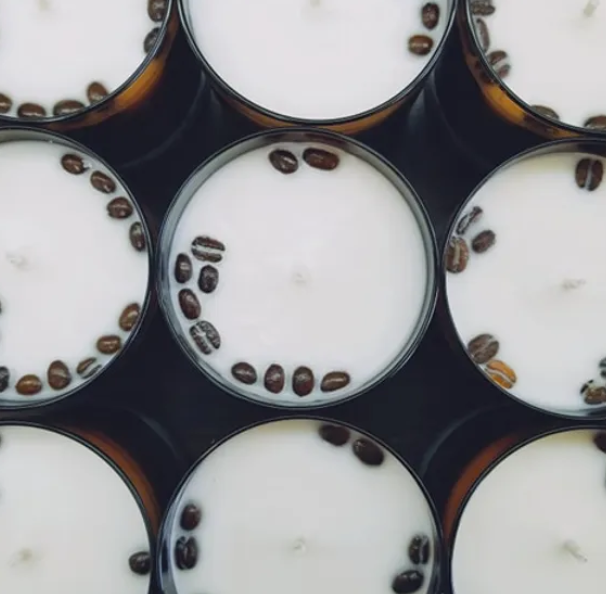 Snickers Frappuccino Candle