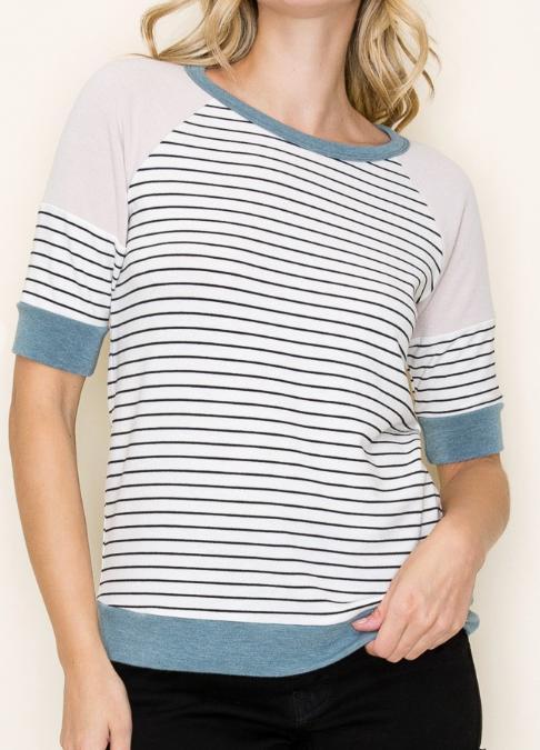 Color Blocked Half Sleeve Top