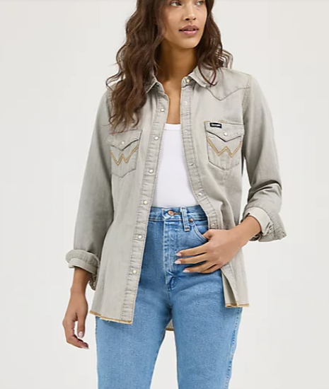 Women's Long Sleeve Western Snap Denim Shirt in Grey