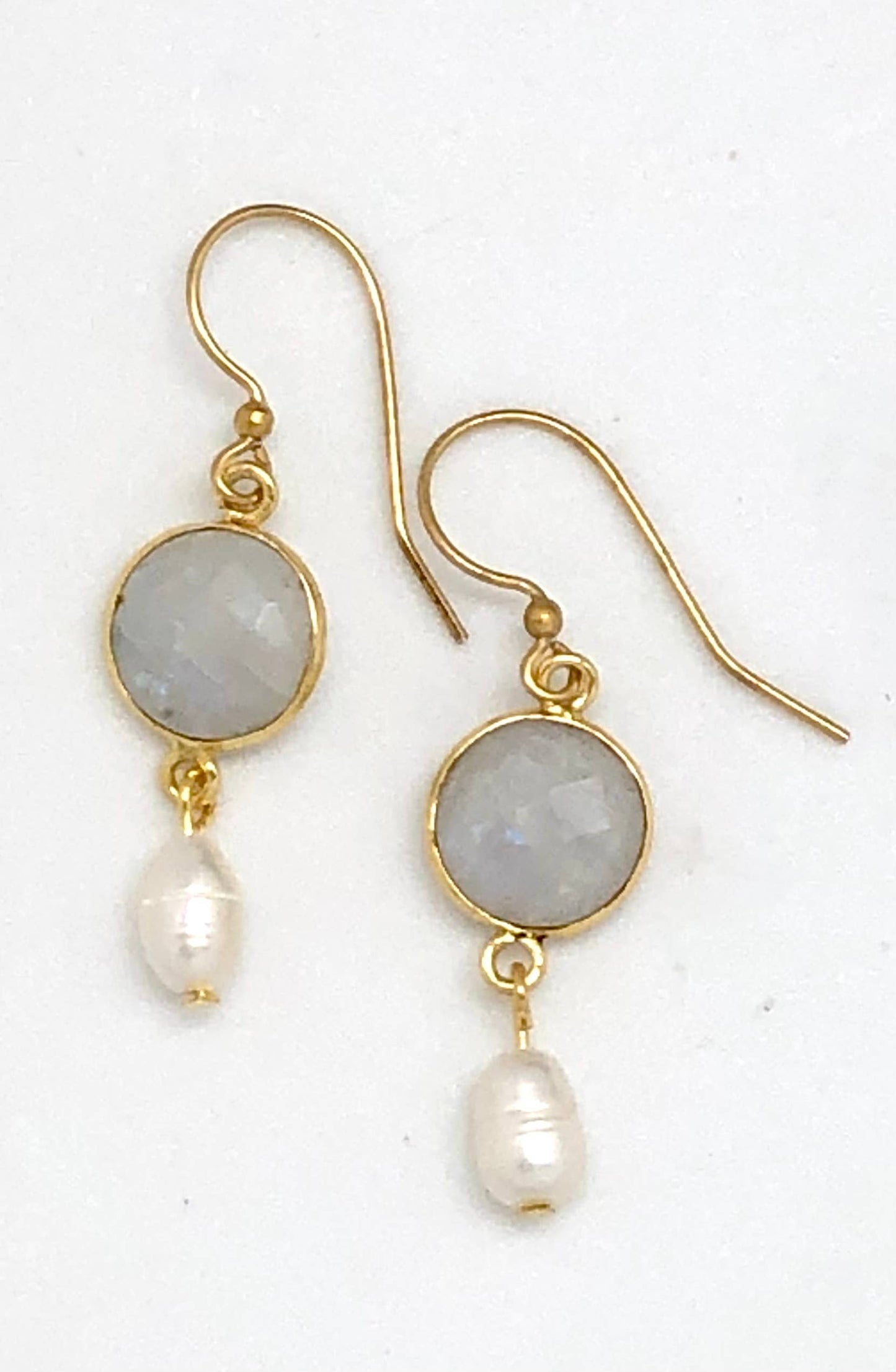Earring Moon Stone Disc.w/Freshwater Pearl Drop Gold