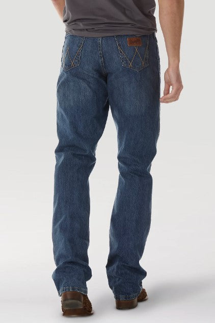 Men's Wrangler Retro Relaxed Bootcut Jean in TB Wash