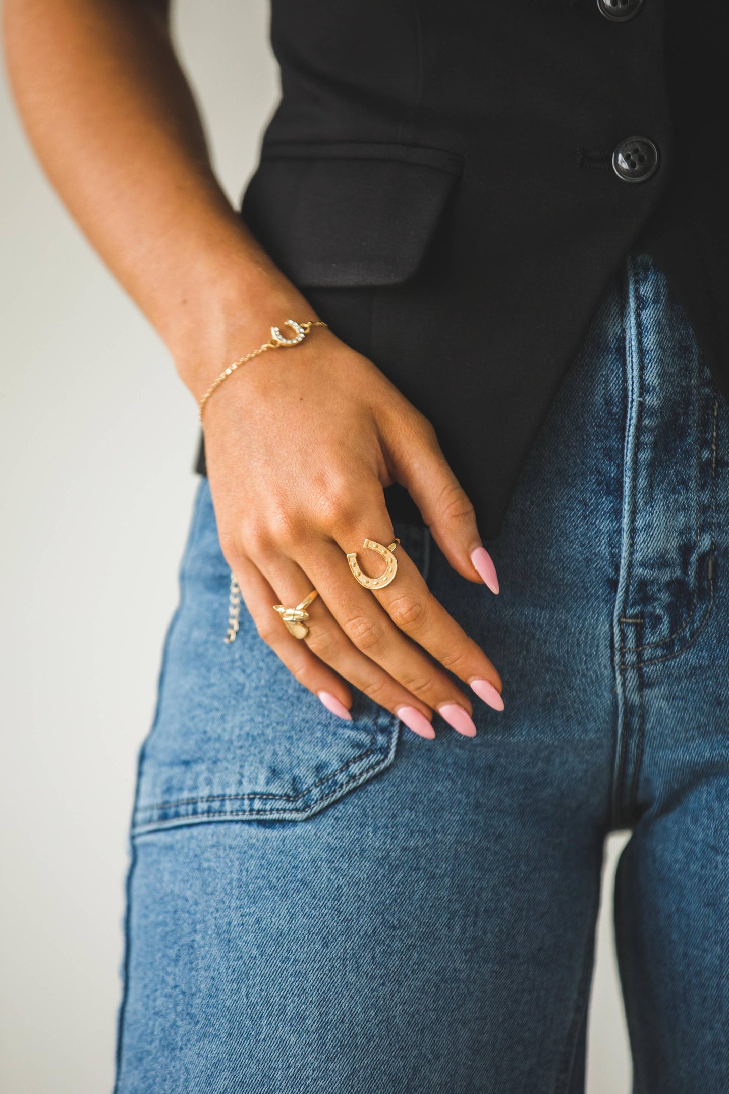 18K Gold Plated Dainty Rhinestone Horseshoe Chain Bracelet