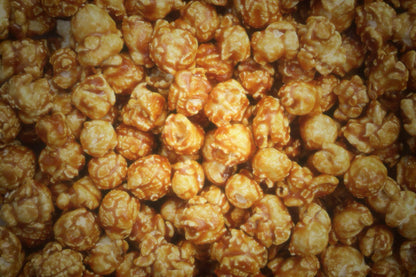 Caramel Corn | 7 oz Classic Statement Candle