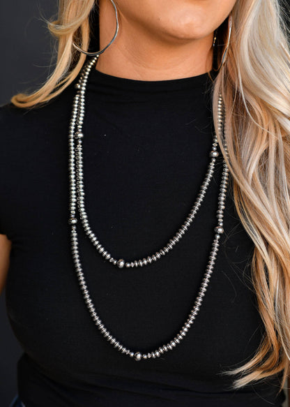Metallic Silver Disc Beaded Necklace