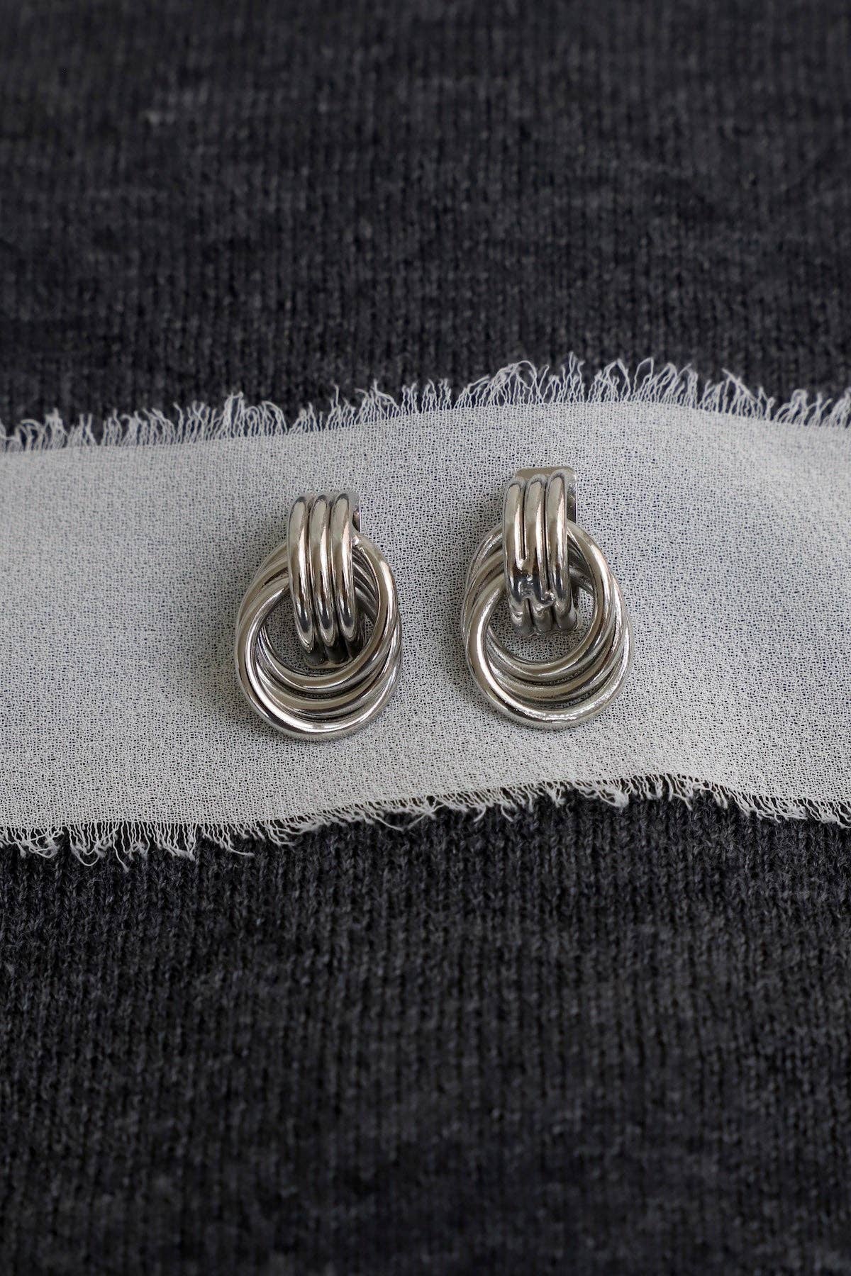 TRINITY KNOT STUDS- SILVER