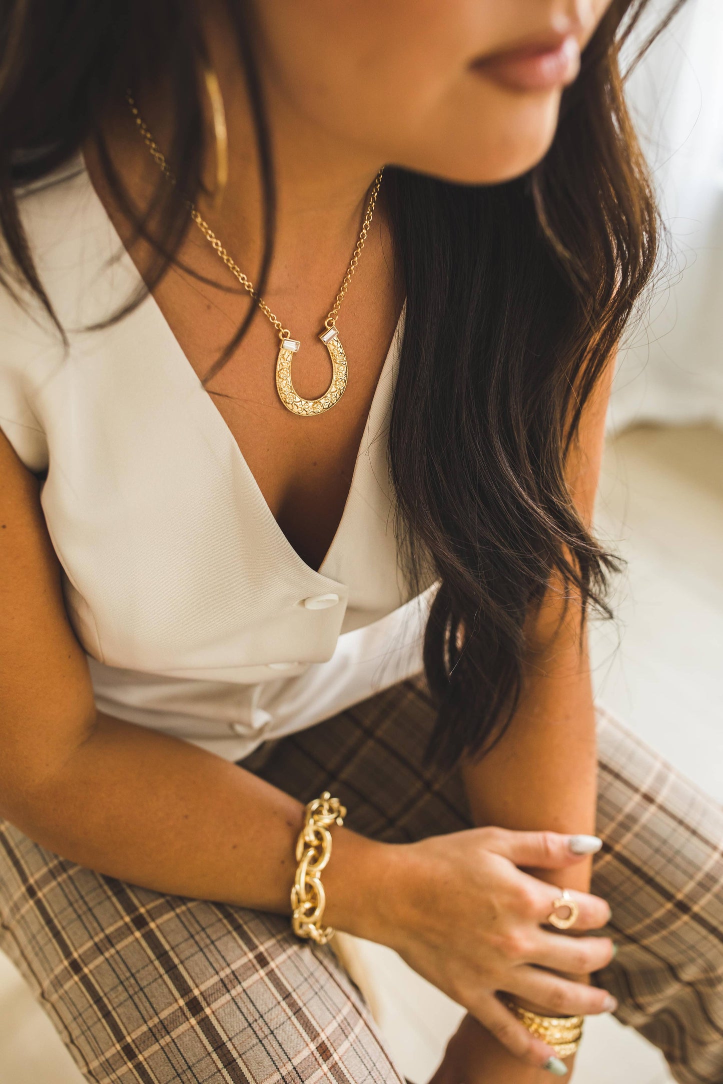 18" 18K Gold Plated Horse Shoe Necklace with Rhinestone