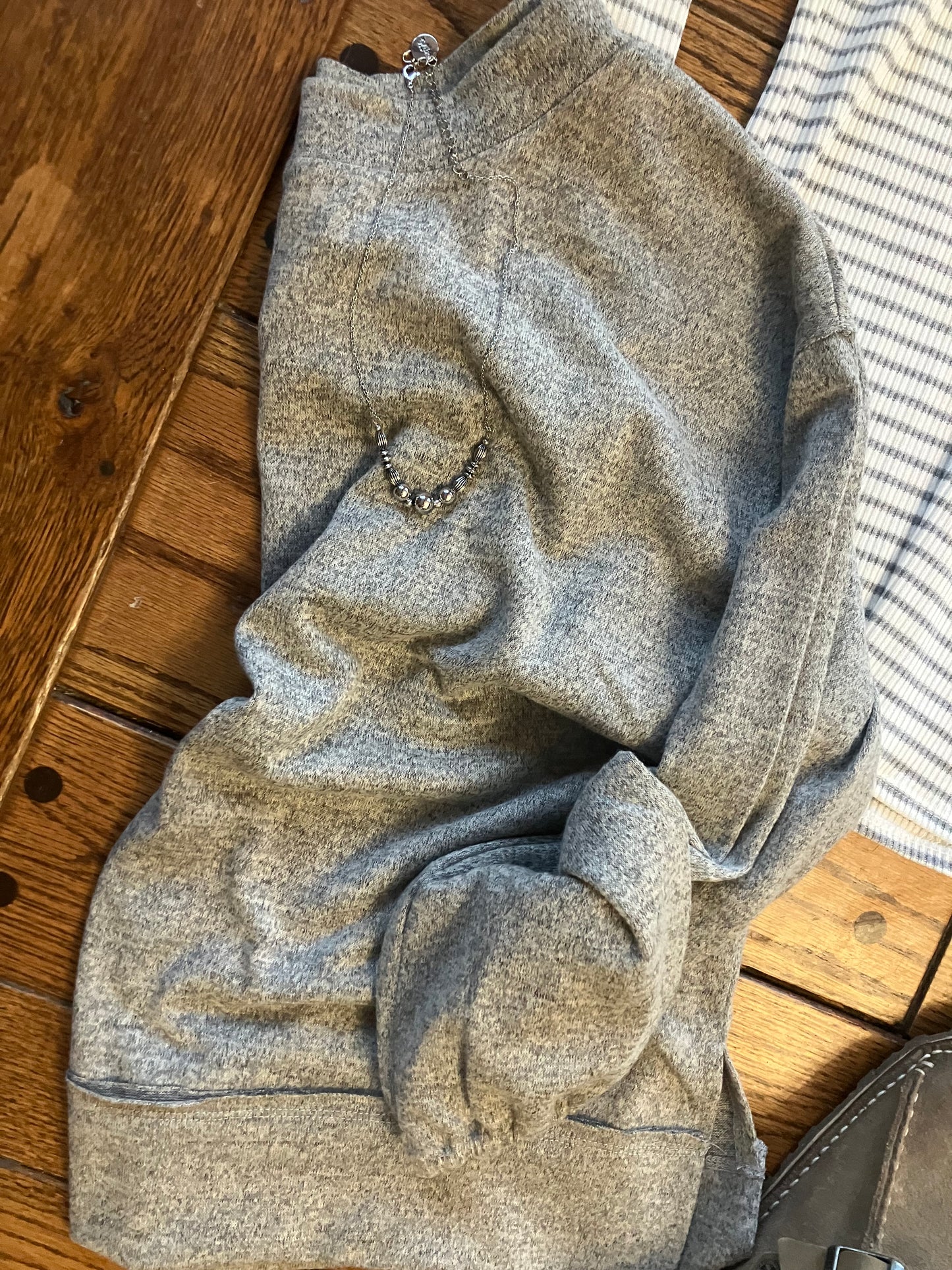 Solid Color Round Neck Long Sleeve