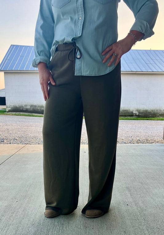 High Waist Pull-On Olive Pants with Pockets