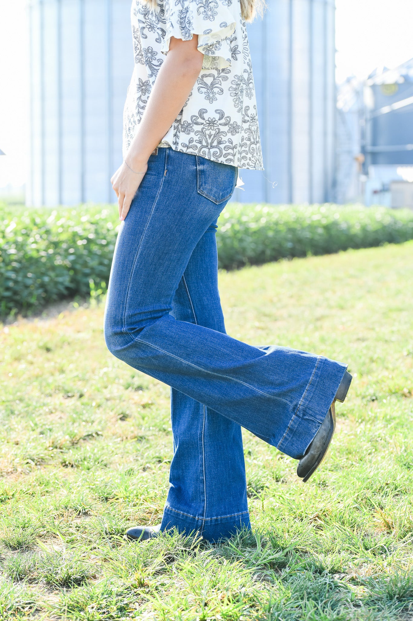 Raven High Rise Flares 33" Inseam