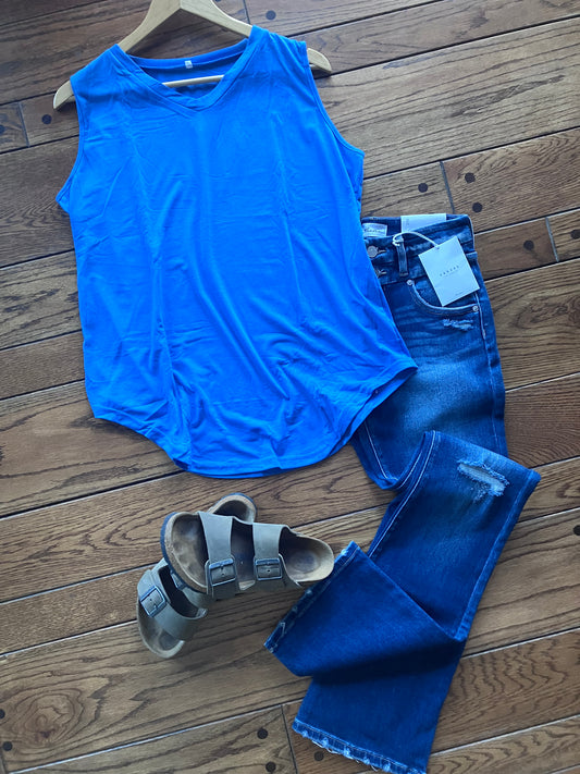 V-neck basic sleeveless tank top