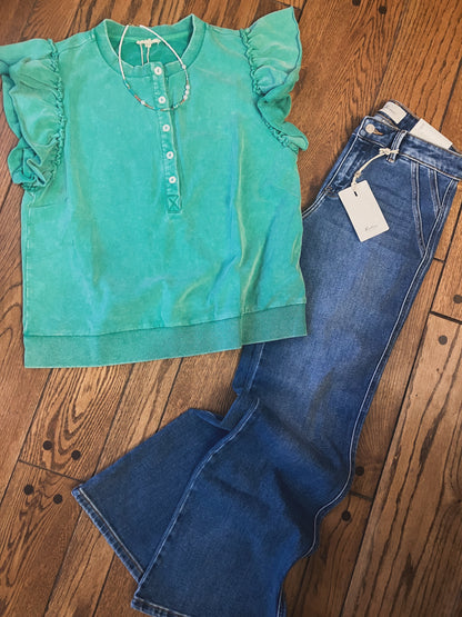 Mid rise Petite Vintage Flare 31” Inseam