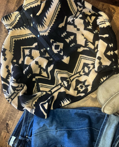 Mya Pullover